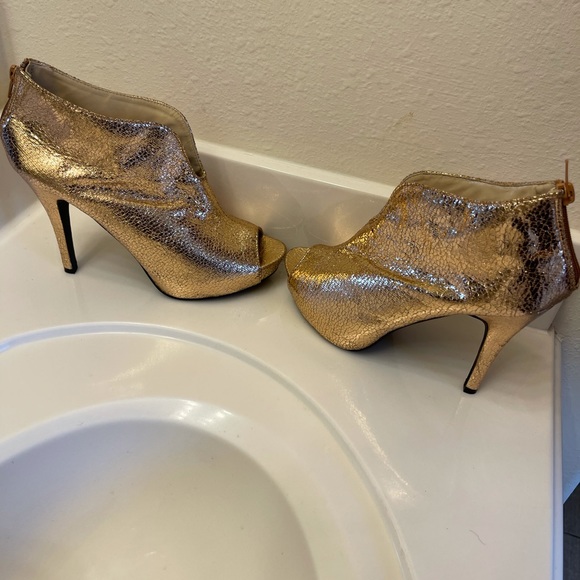 Rose gold heels - Picture 7 of 10